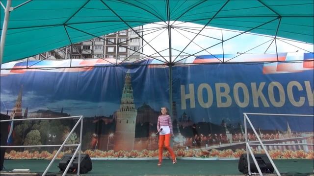 «А мне бы петь и танцевать» - Козлова Катя, вокально-хоровая студия ЦТДС Новокосино «Родник» смотреть онлайн
