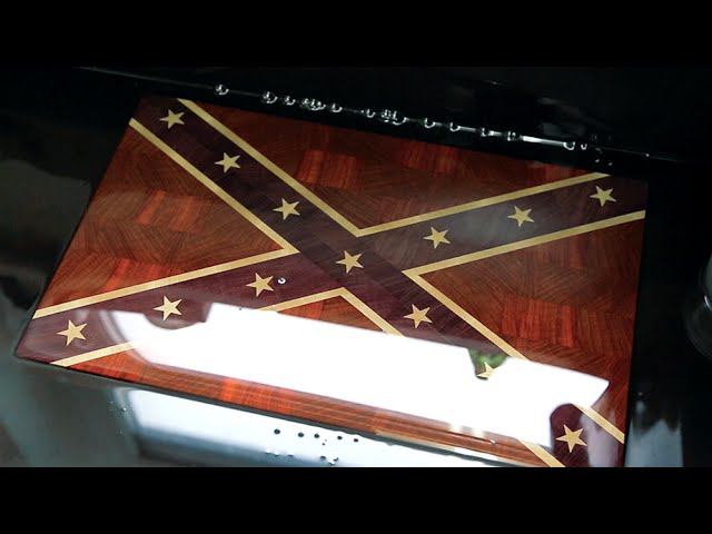 Доска в виде флага Конфедерации
Confederate Flag board смотреть онлайн