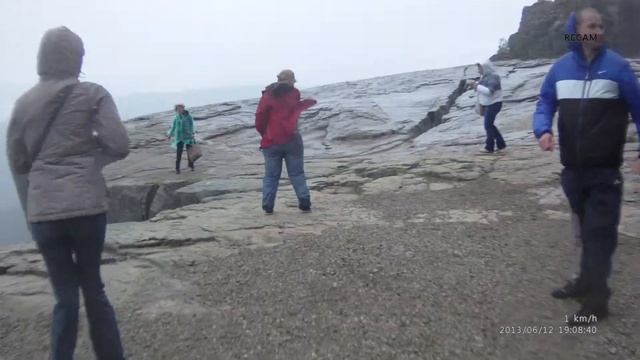 Норвегия. Русские на авто. Выход на Прекестолен смотреть онлайн