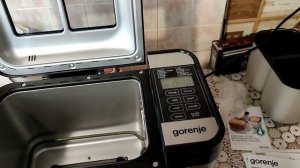 Обзор и распаковка хлебопечки Gorenje BM1400E.