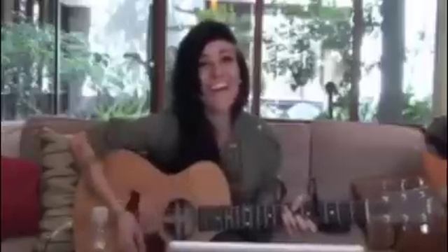 LIGHTS - "Quiet" Acoustic Ustream смотреть онлайн