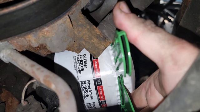 Amsoil OUT / Triax Synergy SRT Going in - Ecoboost Formula - JM3 Oil Fiter Wrench Also Demonstrated смотреть онлайн