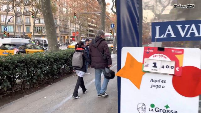 Gran vía de les Corts Catalán Barcelona 4K Walk Tour смотреть онлайн