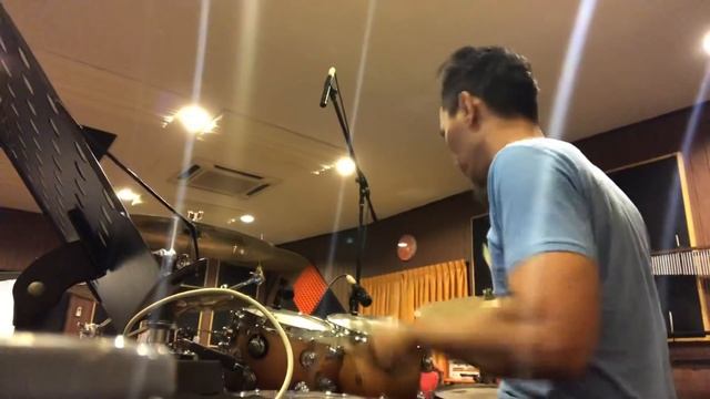 Kesal Ella drum cam смотреть онлайн