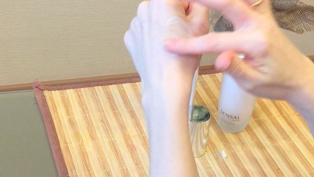 VLOG мамы. Sensai любимая косметика. Обзор эмульсии CELLULAR PERFOMANS смотреть онлайн