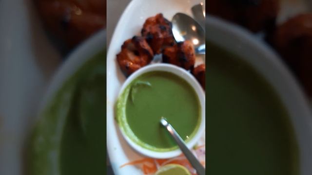 Chicken Tikka With Pudina Chutney