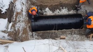 Санация канализационного железобетонного коллектора 1200 мм трубами "Спиролайн" 1000 мм.
