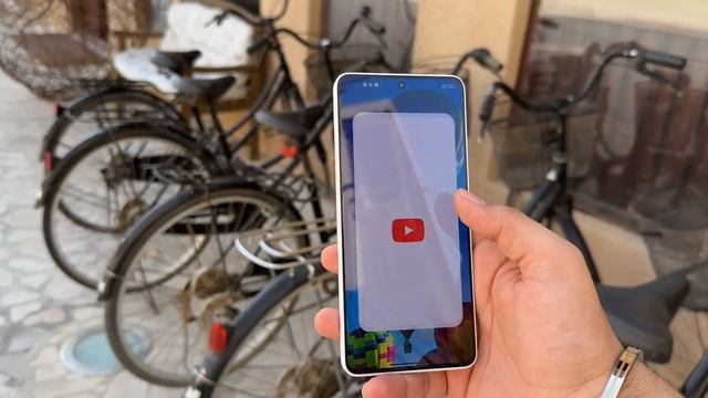 Redmi Note 13 Pro Unboxing & Review: Snapdragon 7s Gen 2, 200MP Camera, 120Hz OLED & More! смотреть онлайн
