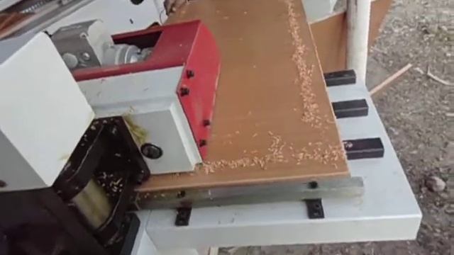 Автоматический кромкаоблицовочный станок DB-45*3A смотреть онлайн