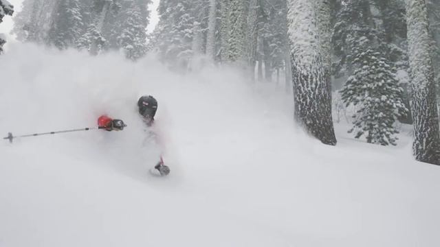 Travis Ganong - The Snow King Zone смотреть онлайн