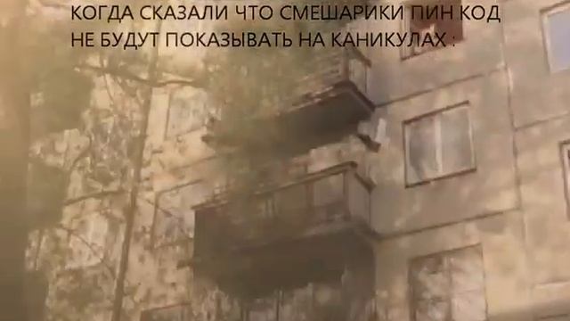 Бабушка разбила телевизор, но она передумала и взяла телек обратно смотреть онлайн