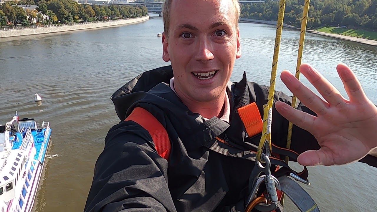 Меня эвакуируют с канатной дороги в Москве! Высота 38 метров!!! смотреть онлайн