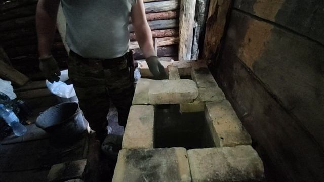 строим землянку в лесу..mp4 смотреть онлайн