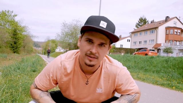 Penny Board VS Skateboard смотреть онлайн