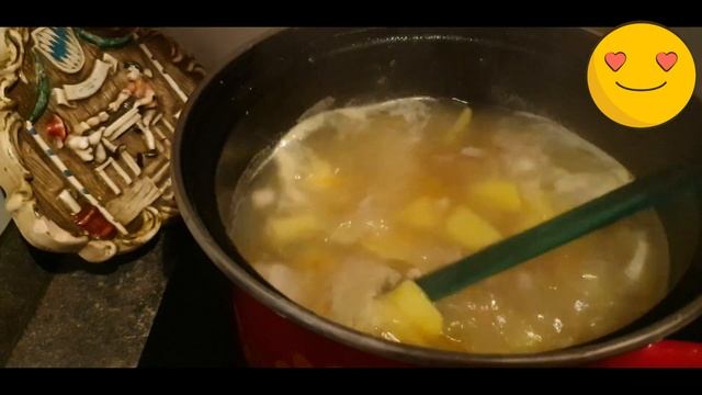 #  УТКА В АНАНАСЕ,