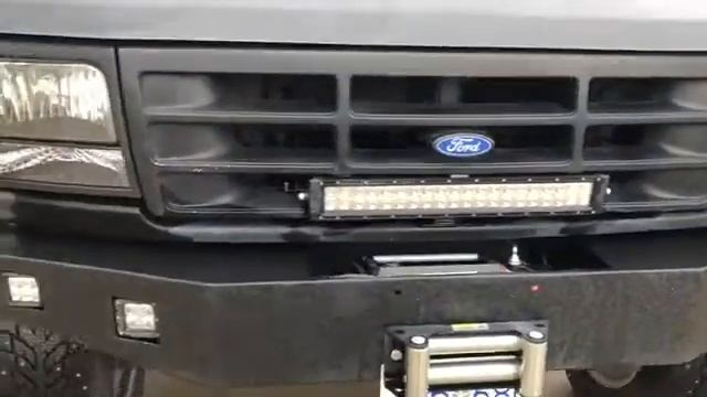 Mr Whites 1993 Ford Bronco Eddie Bauer Edition with 6” BDS lift and 20” KMC Rockstar 3 Wheels смотреть онлайн