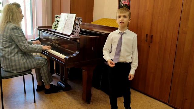 Зубехин Роман исполняет песню Г.Струве Вот тогда ты пожалеешь, Кулакова! смотреть онлайн