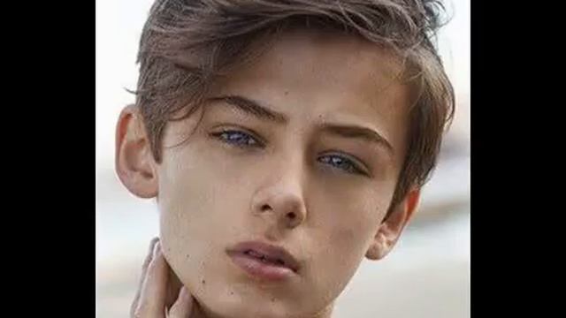 Ship or Sink? | Meika Woollard and William Franklyn Miller смотреть онлайн