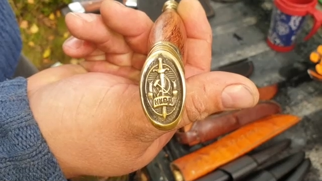 ЗАЧЕМ КАРЕЛЫ НОСЯТ по ДВА НОЖА НА ШЕЕ В ЛЕСУ - ШКУРНЫЙ ВОПРО... смотреть онлайн