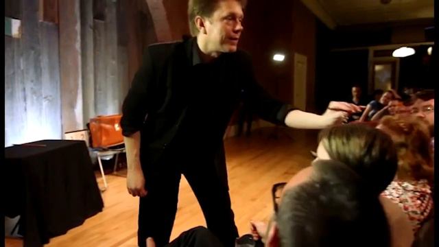 Gold Wielder  ★ Three Finger Rings Melt Together Into A Chain