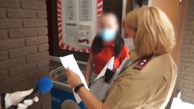 Специалисты Роспотребнадзора проверили соблюдение требований в магазинах и точках общепита