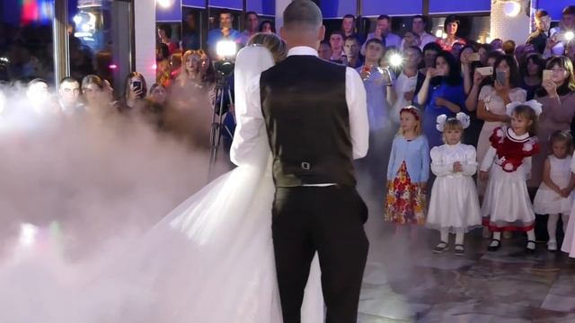 ТАК СИЛЬНО, Я НІКОГО ЩЕ НЕ ЛЮБИВ. ПЕРШИЙ ВЕСІЛЬНИЙ ТАНЕЦЬ РОСТИСЛАВА ТА ОКСАНИ. ( 13.10.2018 ) смотреть онлайн