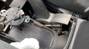 Как подтянуть ручник на Outlander xl