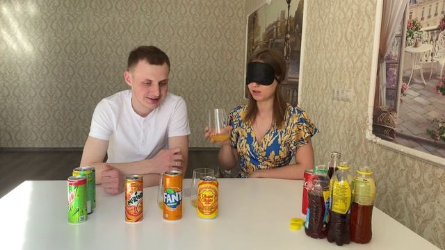 CHALLENGE Угадываем напитки COLA, PEPSI, FANTA, 7UP, SPRITE, NESTEA / Марковы смотреть онлайн