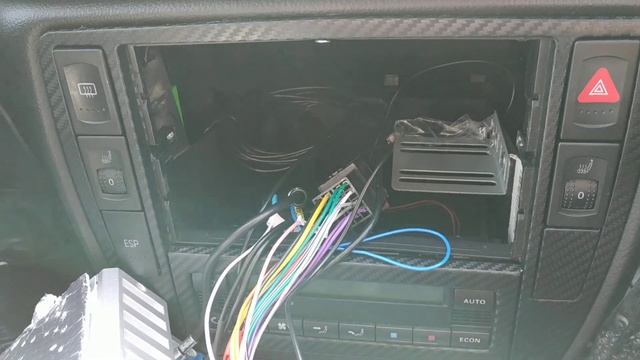 Установка 2 DIN магнитолы в авто Volkswagen Passat B5 FL