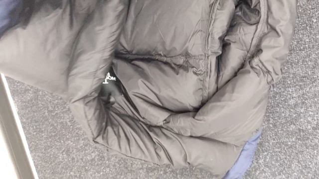 Обзор на куртку The North Face Nuptse 1996 от сайта thenorthface.one . сорри за перевернутое видео. смотреть онлайн