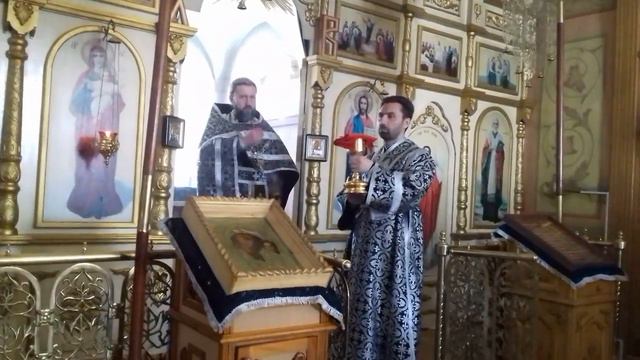 Литургия преждеосвещенных Даров. Причастие смотреть онлайн