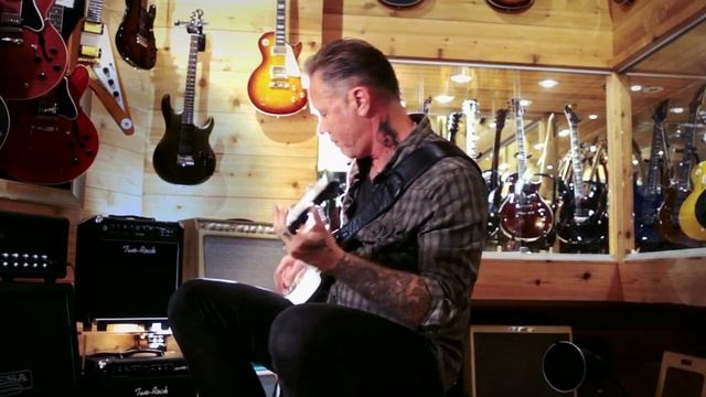 Джеймс Хэтфилд в Гитарном центре. смотреть онлайн