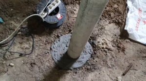 Заливка полов бетоном в подвале гаража.