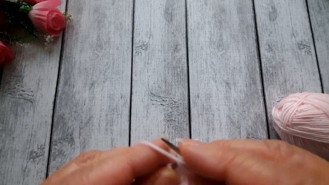 Потрясающий ажурный узор подойдет для шапки, берета на весну. смотреть онлайн