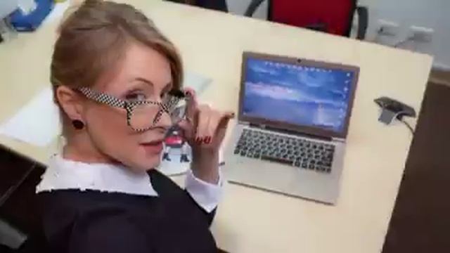 Rolland снял один день из жизни Лены Кравец! смотреть онлайн