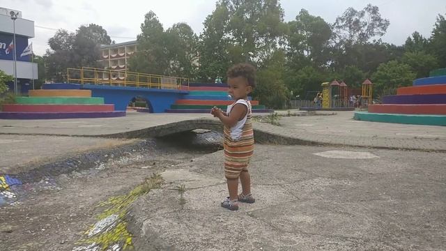 Прогулка в курортном городке Адлер.2017 смотреть онлайн