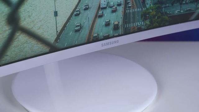 ИЗОГНУТЫЙ МОНИТОР SAMSUNG CH711 - С КВАНТОВЫМИ ТОЧКАМИ смотреть онлайн