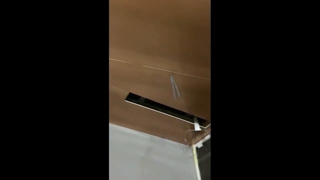 Ресторан Koji. Облицовка потолка медными панелями. смотреть онлайн