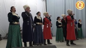 "Над лесом солнце просияло" -ансамбль казачьей песни "Яик"