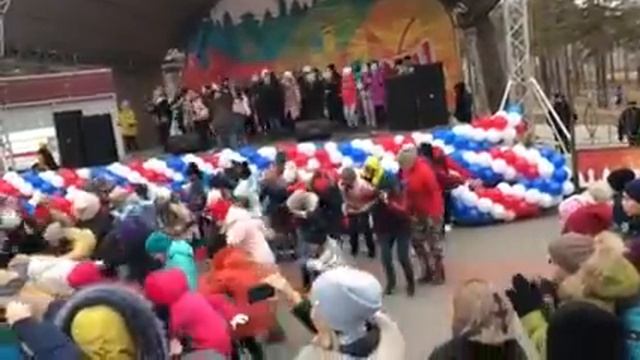 Танец " ГИМН" Угол зрения! смотреть онлайн