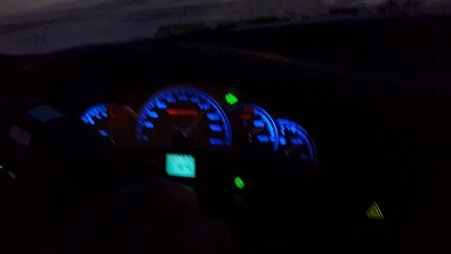 ВАЗ 21124 по городу 180 км. смотреть онлайн