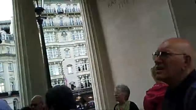 The Bomber Command Memorial in Green Park London смотреть онлайн