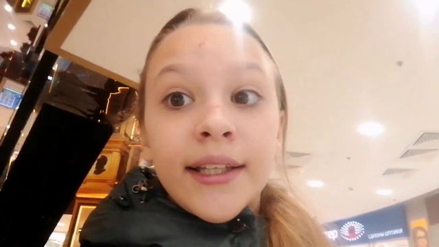 Влог. День рождения Ксюши. Что я подарила? Куда мы пошли? смотреть онлайн