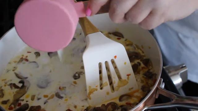Attempting to be Joanna Gaines | Chicken Spaghetti |Magnolia Table смотреть онлайн