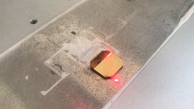 Очистка металла с помощью лазерного маркера BMZ смотреть онлайн