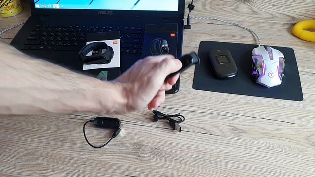 Mi Band 5 va Mi Band 4 Farqi va Narxi | Malika Bozor смотреть онлайн