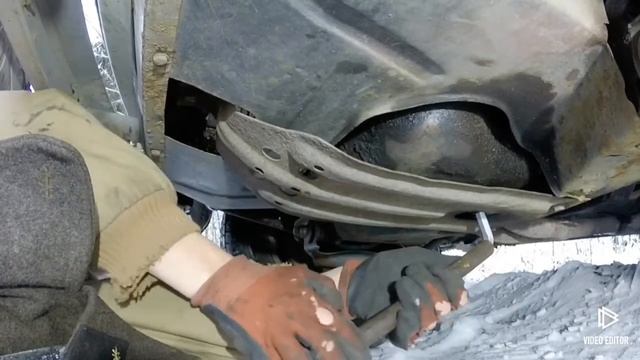 Меняю масло и фильтры на ВАЗ 21053 смотреть онлайн