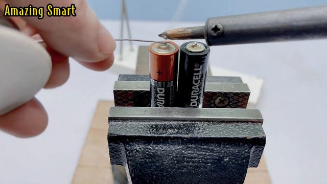 Just insert the welding electrode in your TV and watch all the world's channels! смотреть онлайн