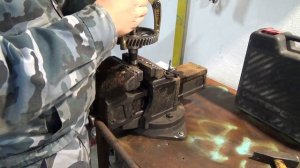 Как снять распредвал Как снять звезду_шестерню ГРМ с распредвала мотоцикл Урал Д.mp4