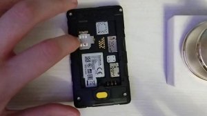 ТУТОР КАК ВСТАВИТЬ СИМ-КАРТУ БЕЗ РАМКИ??